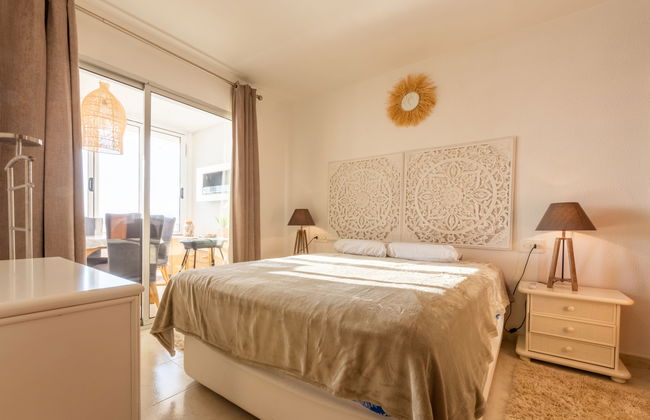 3 bedroom Apartment in Salou with swimming pool - Photo 17