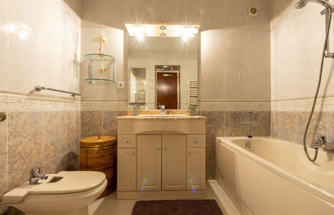 3 bedroom Apartment in Salou with swimming pool - Photo 22