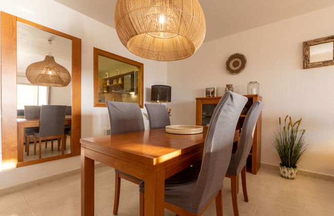 3 bedroom Apartment in Salou with swimming pool - Photo 7