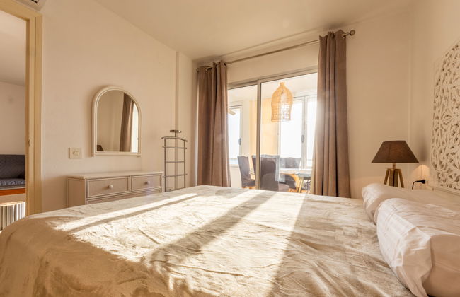 3 bedroom Apartment in Salou with swimming pool - Photo 18