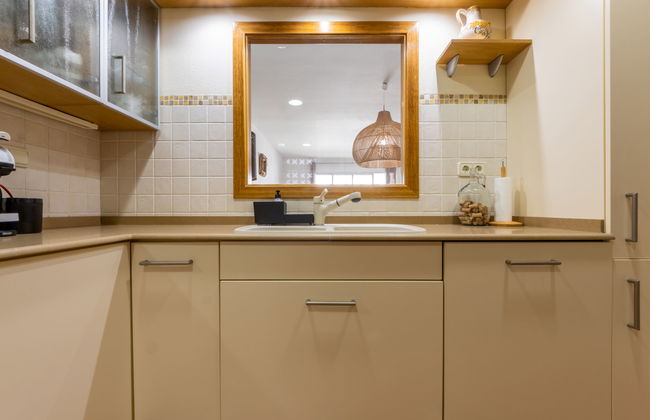 3 bedroom Apartment in Salou with swimming pool - Photo 11