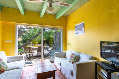 Photo 2 - Maison de 3 chambres à Grimaud avec piscine et vues à la mer