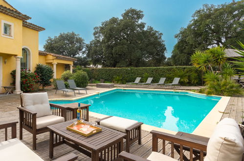 Foto 1 - Casa con 3 camere da letto a Grimaud con piscina e vista mare