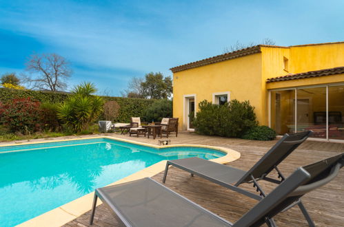 Foto 18 - Casa con 3 camere da letto a Grimaud con piscina e vista mare