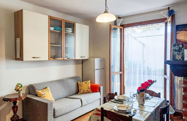 Apartamento de 2 quartos em San Lorenzo al Mare com terraço - Foto 2