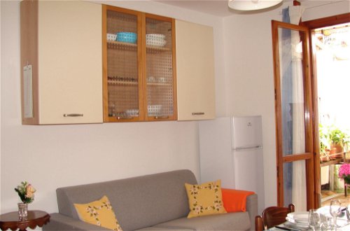 Foto 3 - Appartamento con 1 camera da letto a San Lorenzo al Mare con terrazza e vista mare
