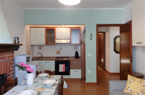 Foto 2 - Apartment mit 1 Schlafzimmer in San Lorenzo al Mare mit terrasse und blick aufs meer