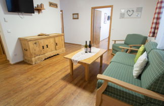 Foto 2 - Apartamento de 2 quartos em Pfarrwerfen com sauna e vista para a montanha