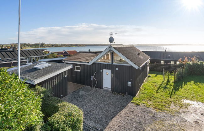 Casa de 2 quartos em Rønde com terraço - Foto 1
