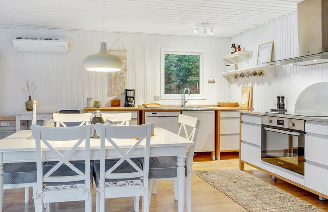 "Sadie" - 1.3km from the sea - Foto 14