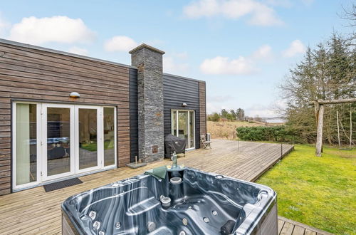 Photo 4 - Maison de 3 chambres à Højslev avec terrasse et bain à remous
