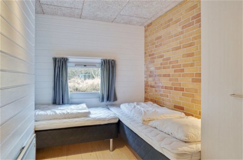 Foto 16 - Casa de 6 habitaciones en Hirtshals con piscina privada y sauna