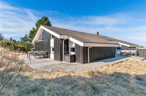 Photo 11 - 6 bedroom House in Hirtshals with private pool and sauna