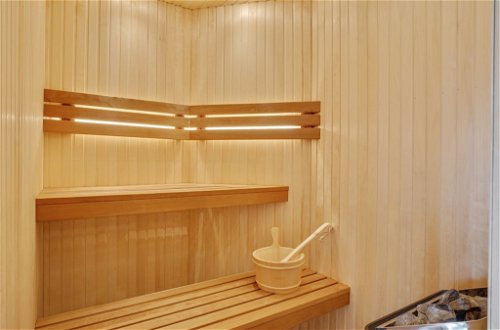 Foto 18 - Casa de 6 habitaciones en Hirtshals con piscina privada y sauna