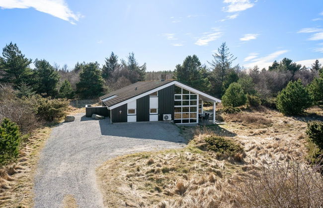 Casa de 6 quartos em Hirtshals com piscina privada e sauna - Foto 1