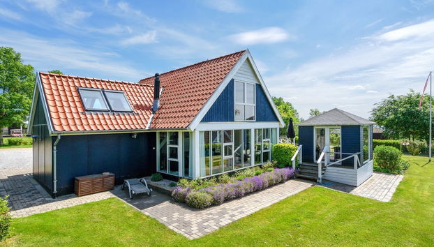 Casa de 3 quartos em Løgstrup com terraço - Foto 5