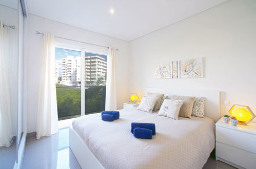 Foto 5 - Apartamento de 2 quartos em Portimão com piscina e vistas do mar