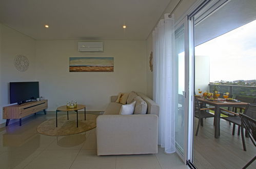 Foto 10 - Apartamento de 2 quartos em Portimão com piscina e vistas do mar