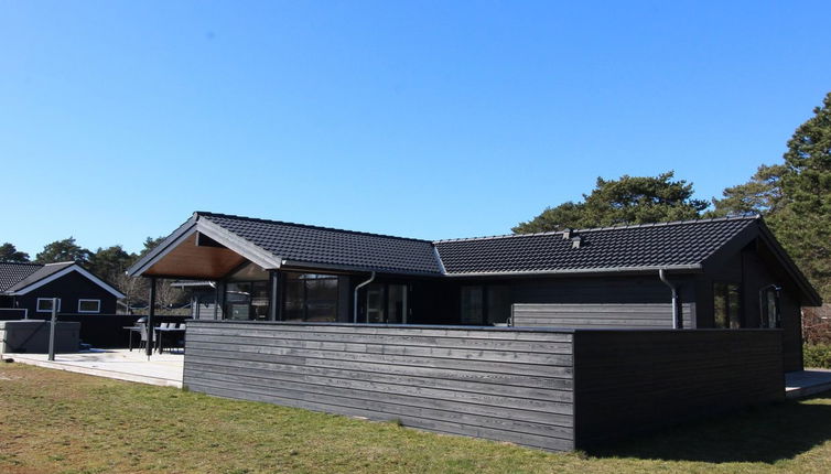 Photo 1 - Maison de 5 chambres à Nexø avec terrasse et sauna