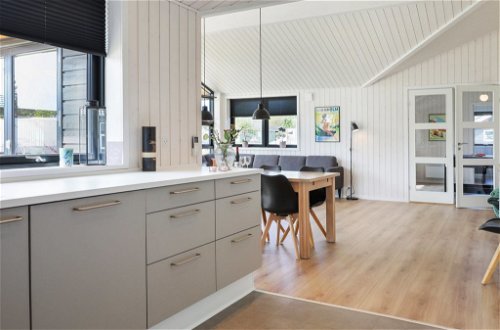 Foto 16 - Casa con 5 camere da letto a Nexø con terrazza e sauna