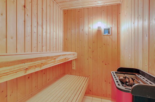 Foto 9 - Casa de 4 quartos em Nexø com terraço e sauna