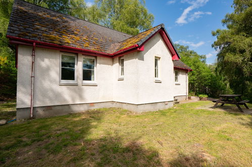 Foto 1 - Haus mit 2 Schlafzimmern in Inverness mit garten und blick auf die berge