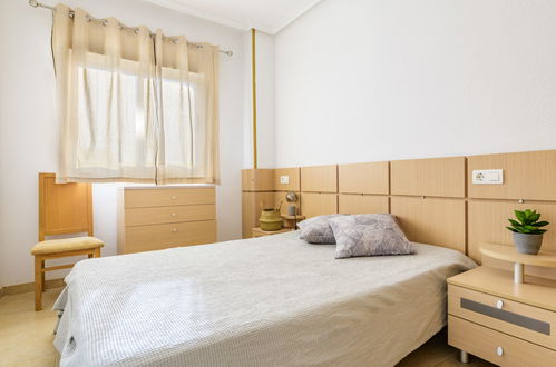 Foto 4 - Appartamento con 2 camere da letto a Oropesa del Mar con piscina e vista mare