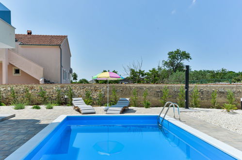 Photo 17 - Maison de 4 chambres à Sibenik avec piscine privée et terrasse