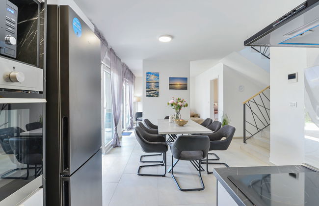 Casa de 5 quartos em Sibenik com piscina privada e jardim - Foto 13