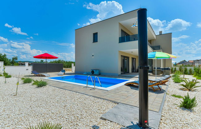Casa de 5 quartos em Sibenik com piscina privada e jardim - Foto 16