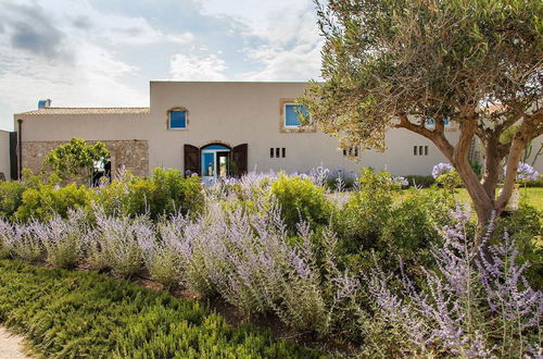 Photo 42 - Scilla Maris Charming Suites-Restaurant