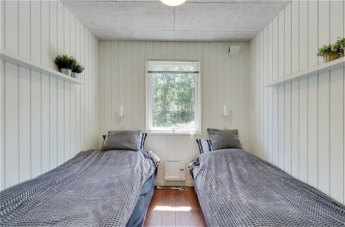 Foto 17 - Casa de 3 habitaciones en Rindby Strand con terraza y bañera de hidromasaje