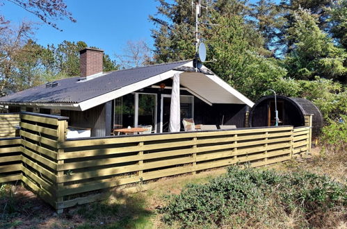 Photo 4 - Maison de 2 chambres à Hvide Sande avec terrasse et sauna