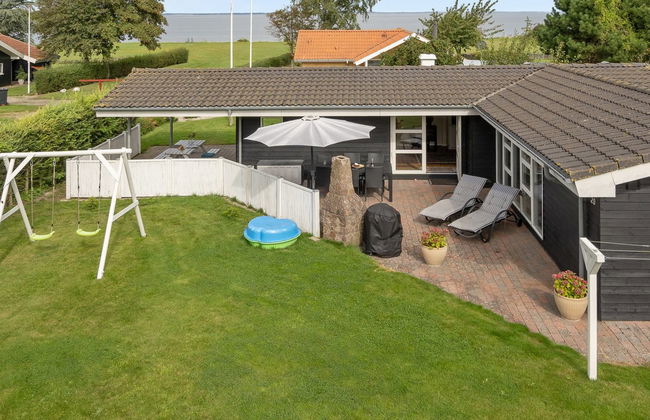 3 bedroom House in Nordborg with terrace - Photo 10