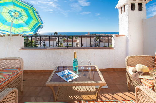 Foto 5 - Apartamento de 1 habitación en Nerja con piscina y vistas al mar