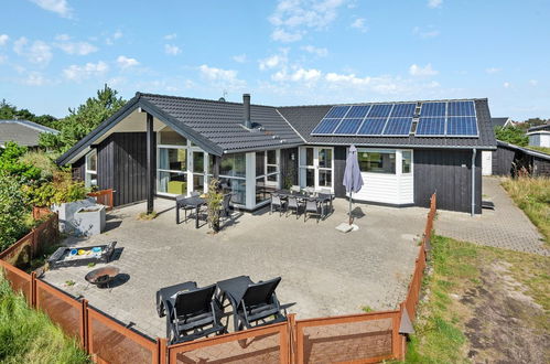 Photo 1 - Maison de 4 chambres à Ringkøbing avec terrasse et bain à remous