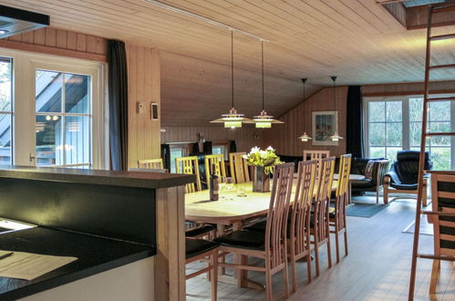 Photo 8 - 4 bedroom House in Blåvand with private pool and terrace