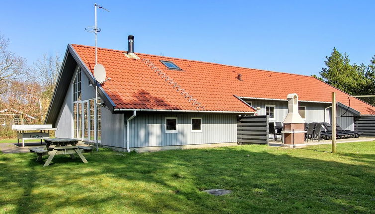 Foto 1 - Casa de 4 habitaciones en Blåvand con piscina privada y terraza