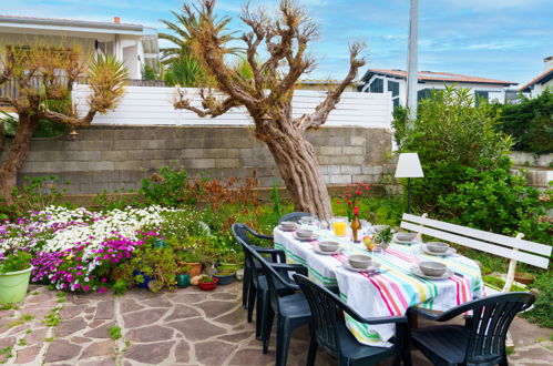 Foto 33 - Casa de 5 quartos em Biarritz com jardim e vistas do mar