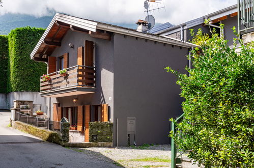 Foto 3 - Casa con 2 camere da letto a Colico con terrazza e vista sulle montagne