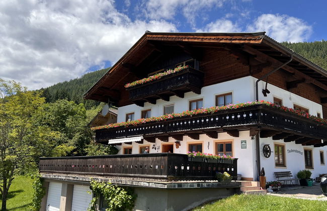 Apartamento de 4 quartos em Neukirchen am Großvenediger com jardim e terraço - Foto 1