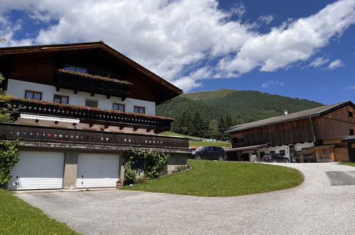 Photo 24 - 4 bedroom Apartment in Neukirchen am Großvenediger with terrace and mountain view