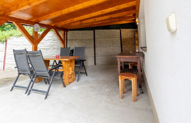 Casa de 2 quartos em Dolni Zimor com jardim e terraço - Foto 18