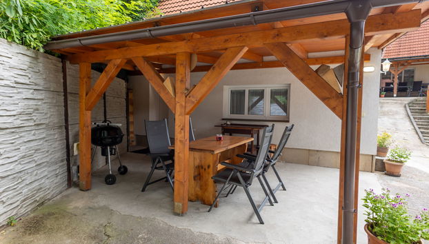 Casa con 2 camere da letto a Dolni Zimor con giardino e terrazza - Foto 2