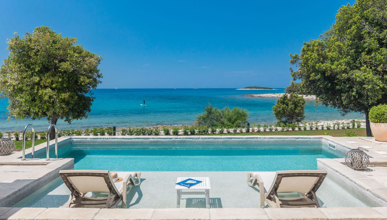 Casa de 3 quartos em Bale com piscina privada e jardim - Foto 1