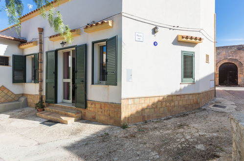 Photo 23 - Maison de 2 chambres à Marsala avec terrasse et vues à la mer