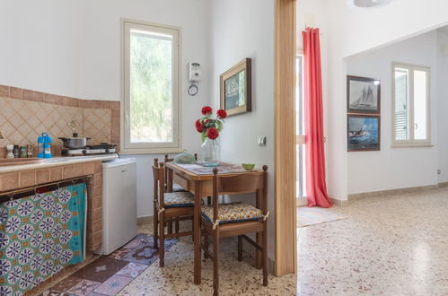 Photo 12 - 2 bedroom House in Marsala with terrace and sea view