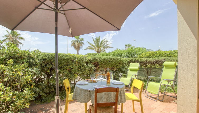 Photo 1 - 1 bedroom Apartment in Saint-Cyr-sur-Mer with garden