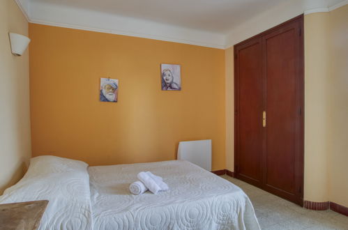 Foto 9 - Appartamento con 1 camera da letto a Saint-Cyr-sur-Mer con vista mare