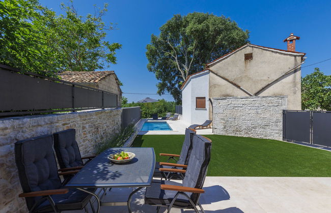 Casa de 3 quartos em Tinjan com piscina privada e terraço - Foto 16